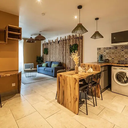 L'eden ~ Poche Gare ~ Centre ~ Parking *