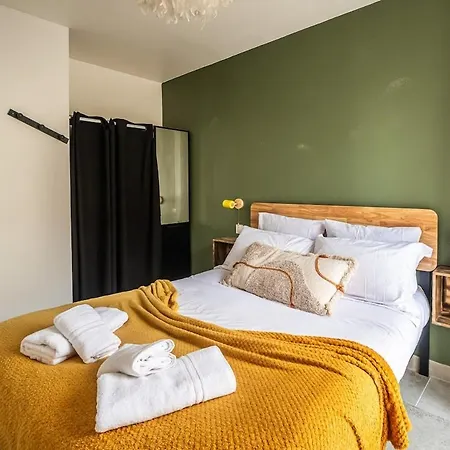 L'eden ~ Poche Gare ~ Centre ~ Parking *