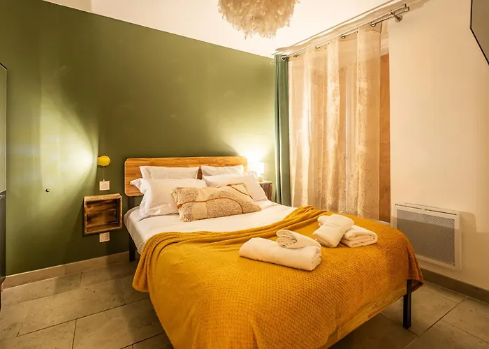 L'eden ~ Poche Gare ~ Centre ~ Parking