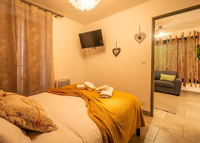 L'eden ~ Poche Gare ~ Centre ~ Parking