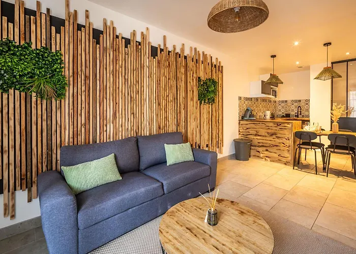 L'eden ~ Poche Gare ~ Centre ~ Parking