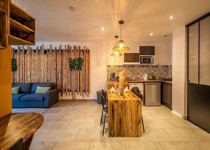 L'eden ~ Poche Gare ~ Centre ~ Parking